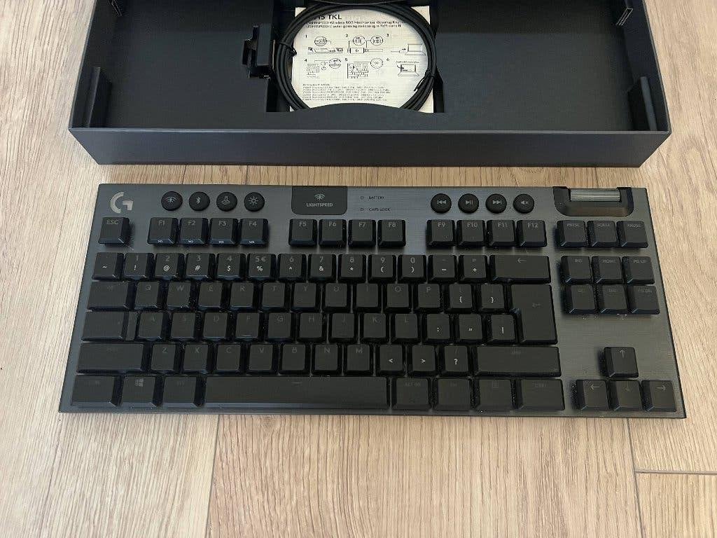 Logitech G915 TKL, Computers en Software, Toetsenborden, Ophalen, Gebruikt, Multimediatoetsen, Logitech