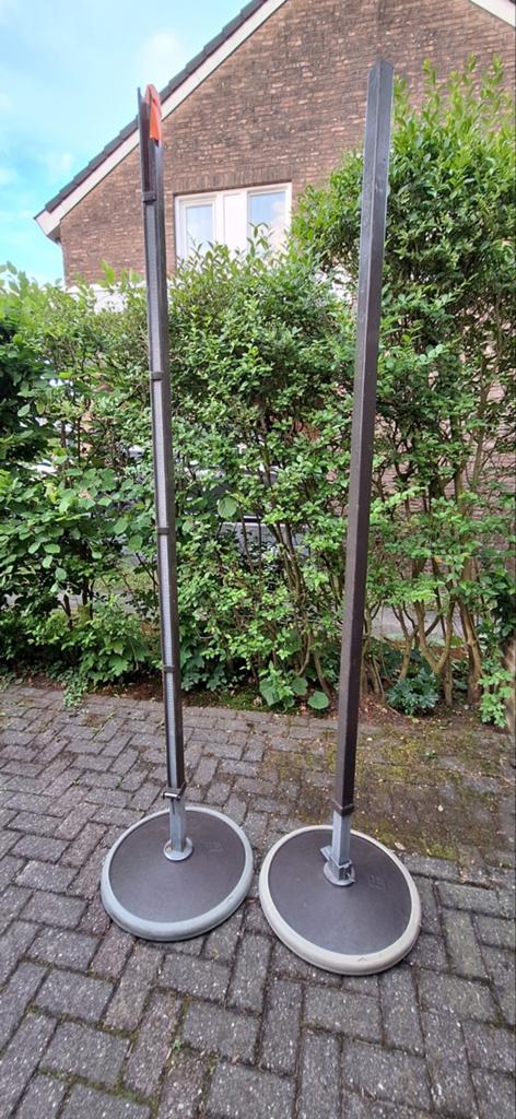 ijzeren palen met zware voet (rubber rand). In hoogte verst., Ophalen of Verzenden