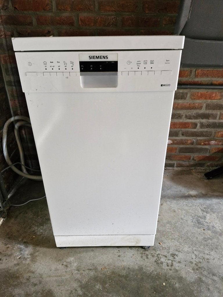 Vaatwasmachine vrijstaand (gratis af te halen), Ophalen, Gebruikt, Vrijstaand, Minder dan 85 cm