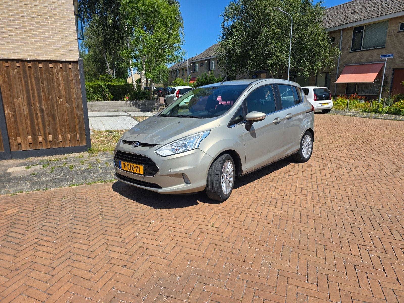 Ford B-max titanium 1.0 Ecoboost 2014, Voorwielaandrijving, 750 kg, 100 pk, Origineel Nederlands