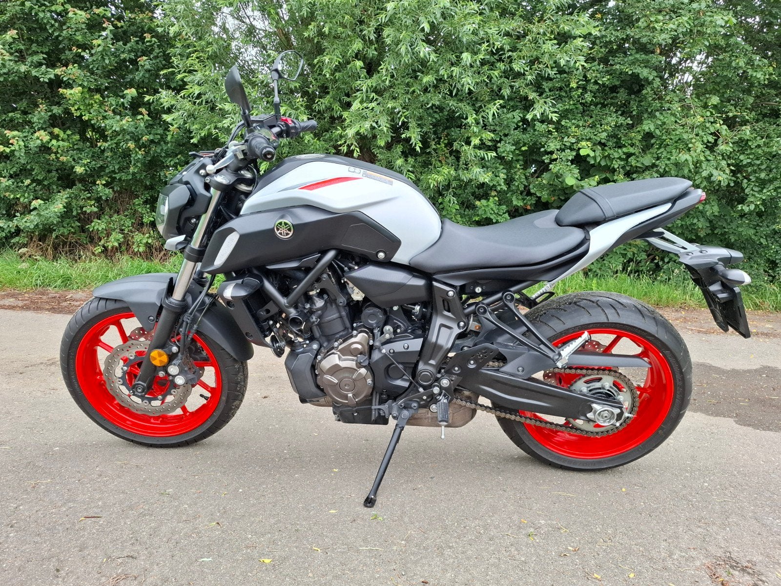 Yamaha MT-07 met ABS.