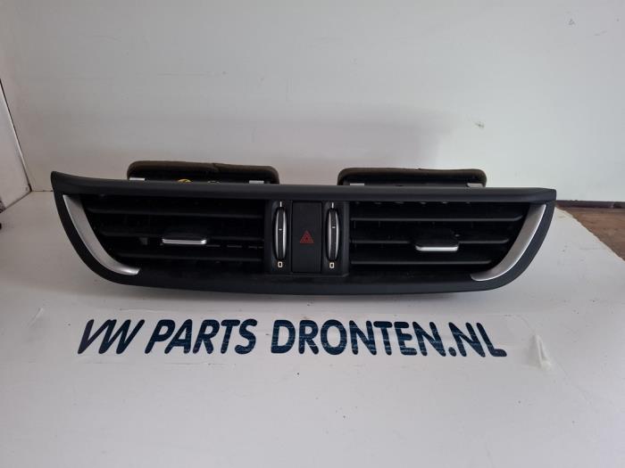 Luchtrooster Dashboard van een Alfa Romeo Giulia