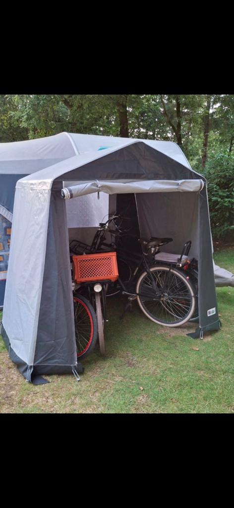 Tent Goldcamp, Ophalen, Gebruikt
