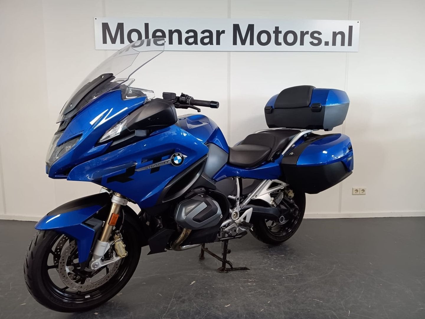 BMW R1250 RT (bj 2022), 2 cilinders, 1254 cc, Motorrijbewijs A, Bedrijf