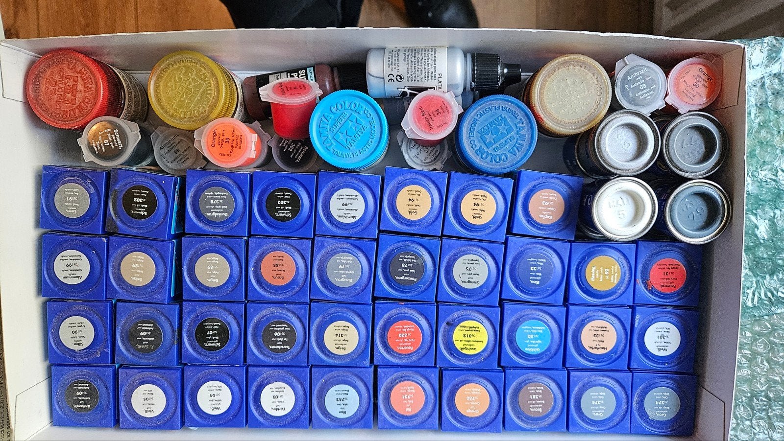 Airbrush set met verf en accessoires, Ophalen of Verzenden, Gebruikt, Airbrush en Toebehoren