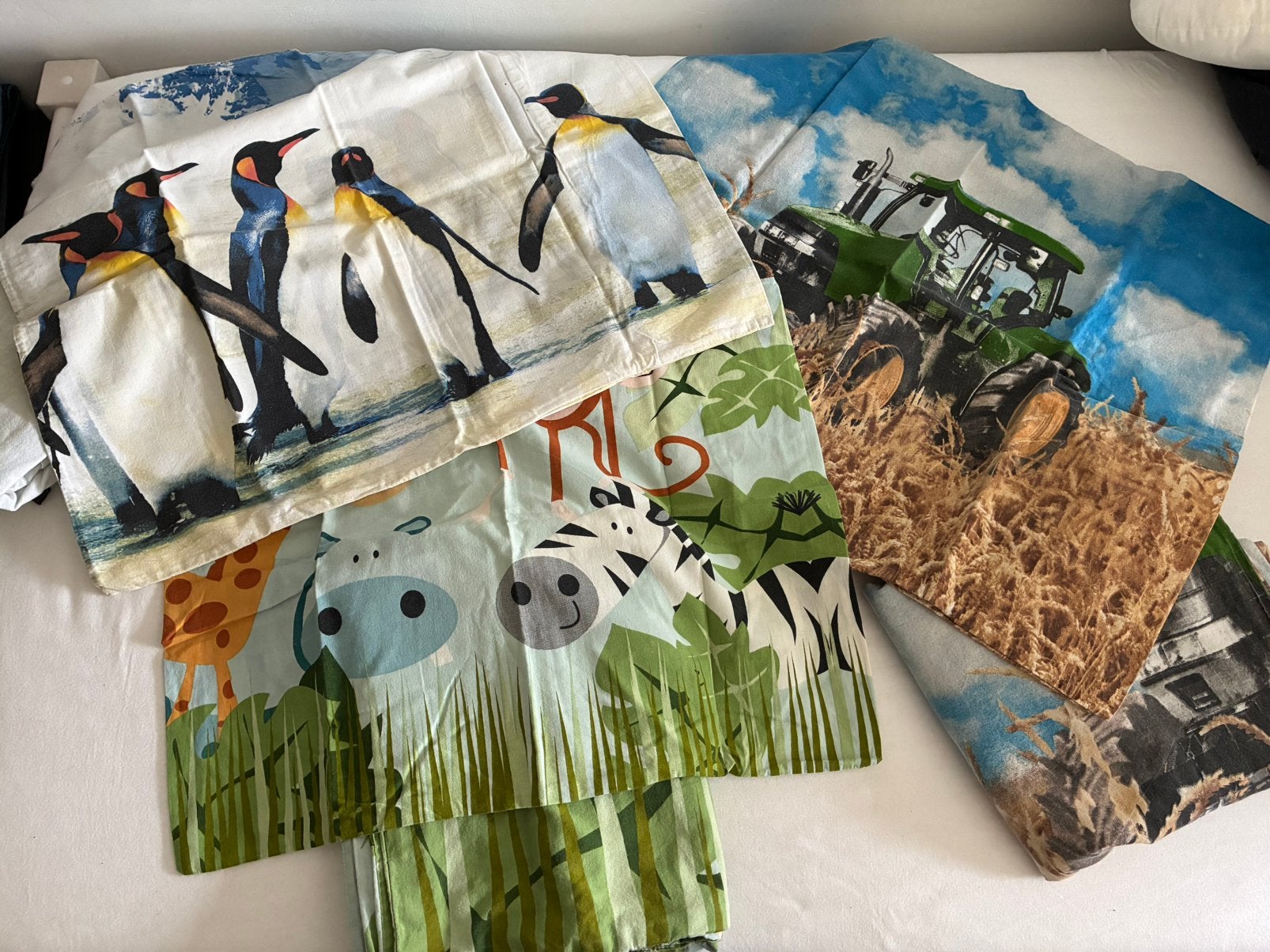 Pakket beddengoed peuterbed 150x70, Kinderen en Baby's, Kinderkamer | Beddengoed, Ophalen, Overige kleuren, Jongetje of Meisje