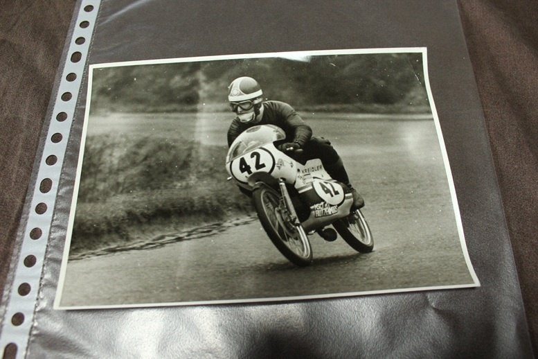 foto 50cc Kreidler racer met de Vries ? TT, Ophalen of Verzenden, Gelezen