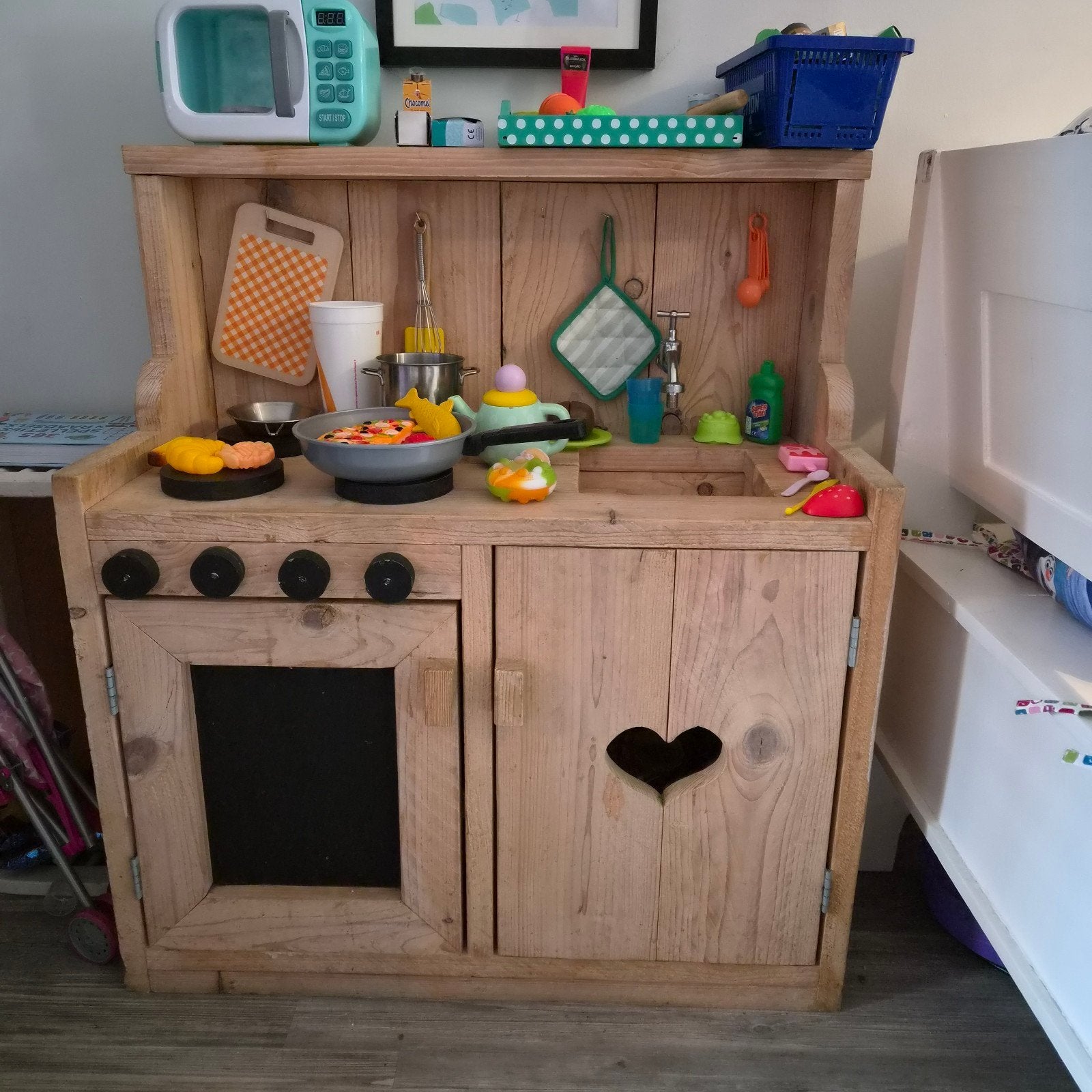 Houten speelkeuken met accessoires H90, D39.5, L81, Ophalen, Gebruikt, Hout, Speelkeuken
