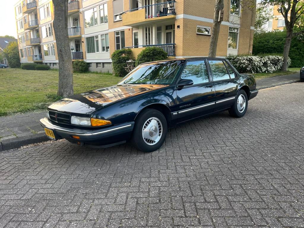 Pontiac Bonneville 3.8 SE 1987 Blauw, Auto's, 1361 kg, Overige modellen, Blauw, 152 pk