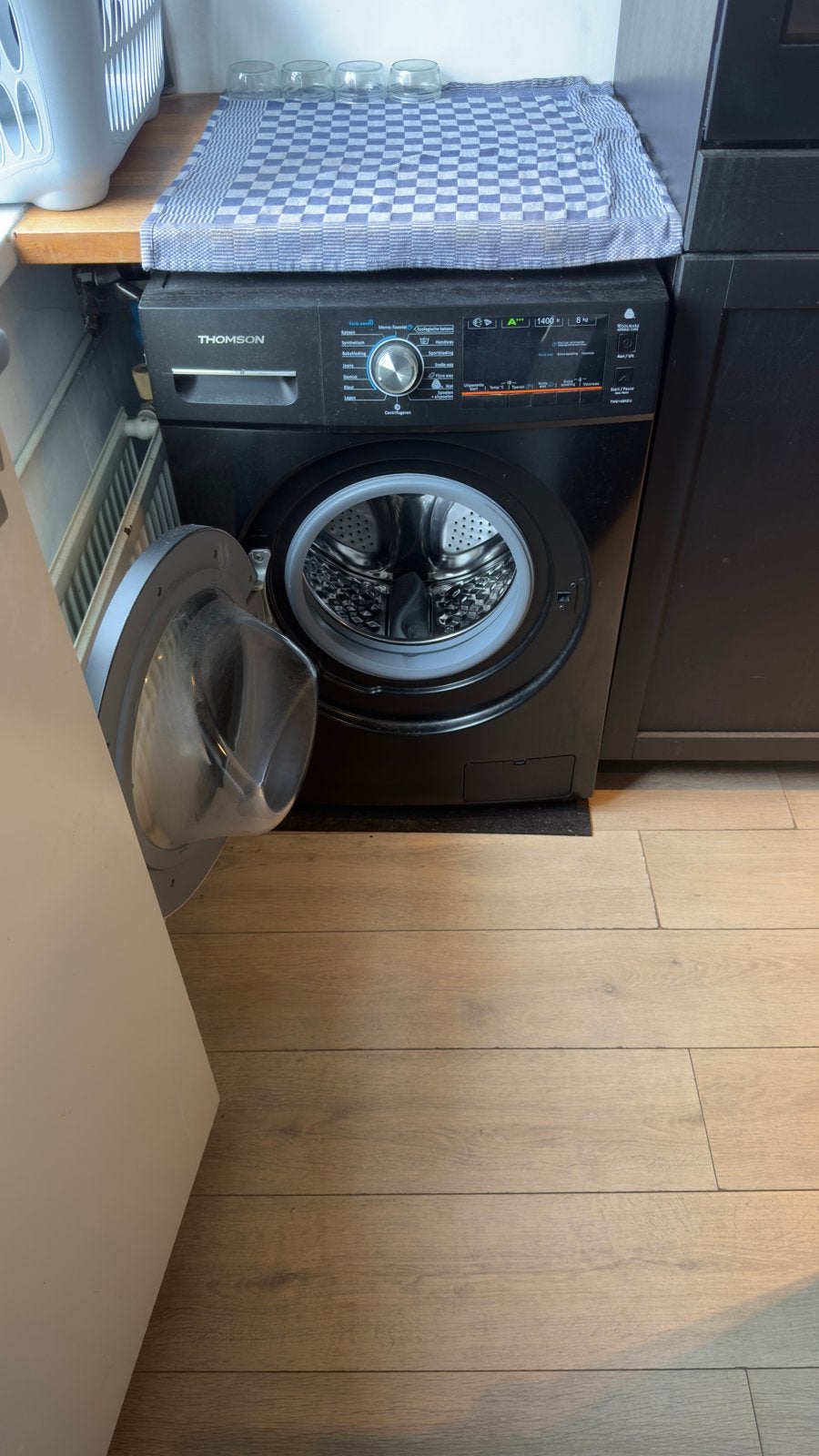 Thomson Wasmachine - Zwart, Voorlader, Ophalen, Gebruikt, Voorlader, Kort programma