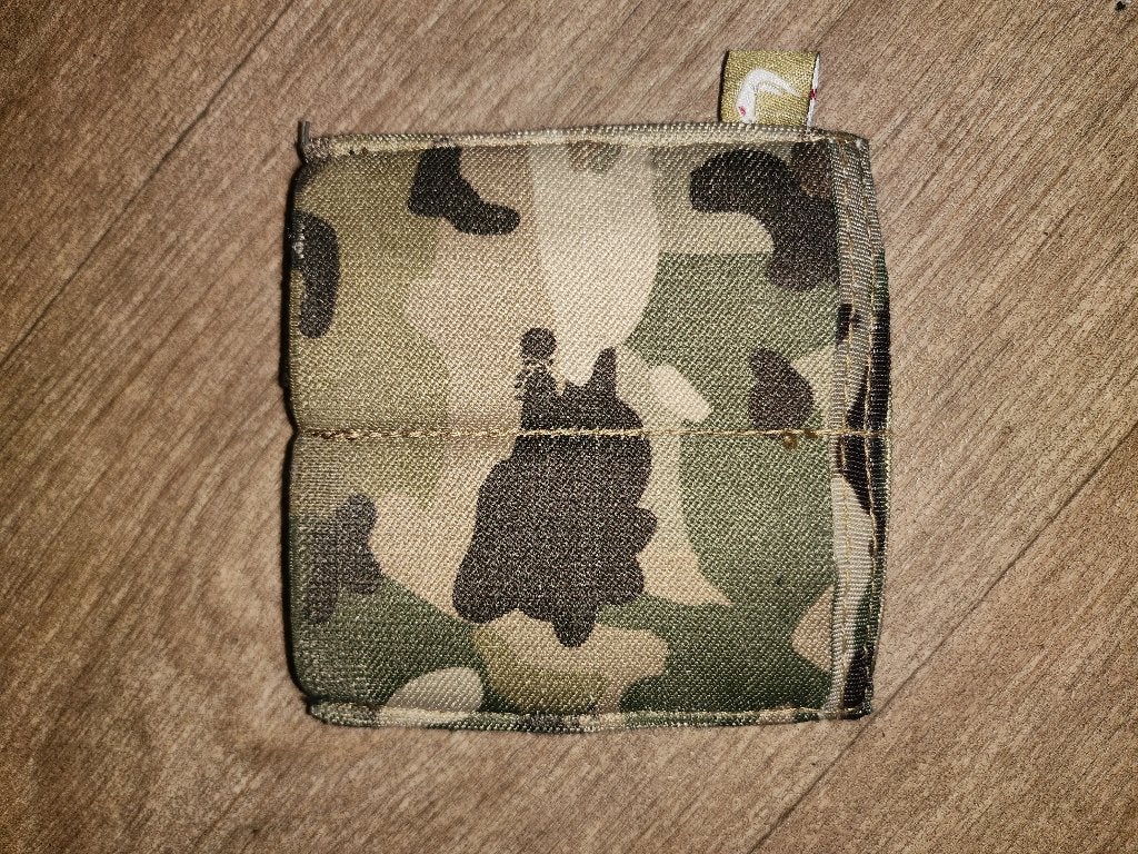 Molle Opbouwtas Pouch 9mm Pistool Magazijn Airsoft Multicam, Ophalen of Verzenden, Landmacht, Nederland