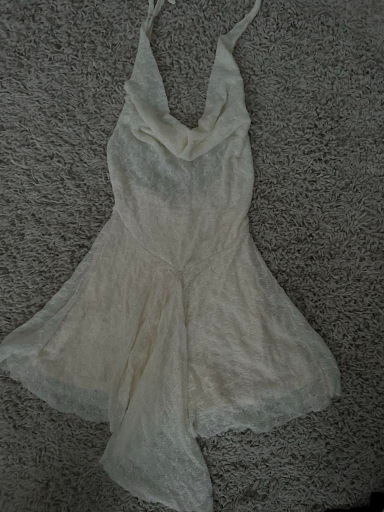 Shein Crème Halter Playsuit Maat S, Kleding | Dames, Jurken, Ophalen of Verzenden, Zo goed als nieuw, Maat 36 (S), Beige