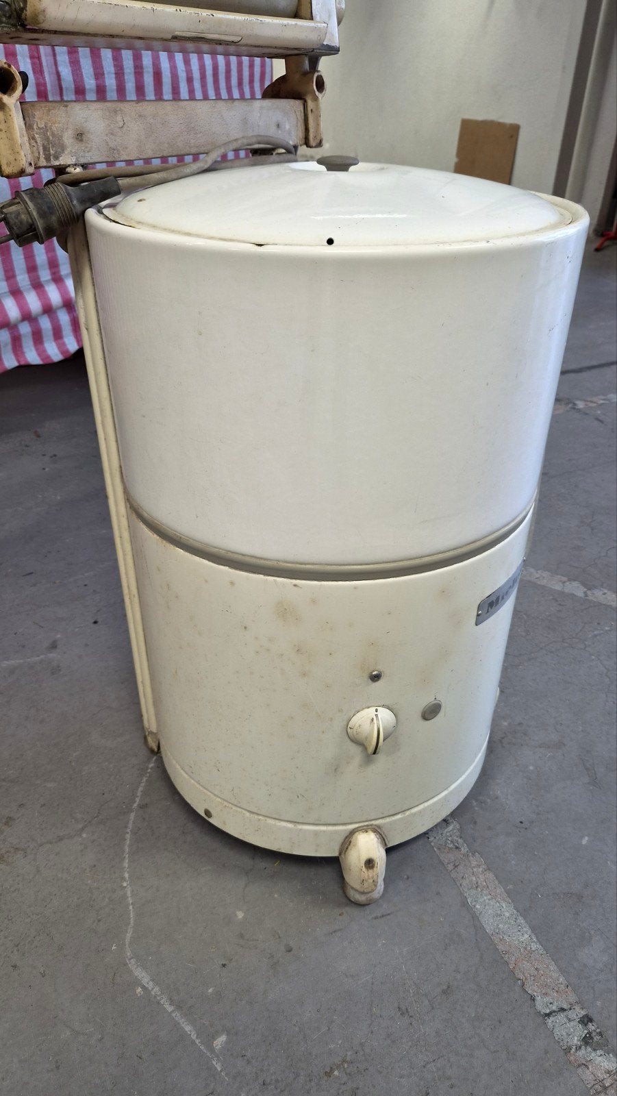 Foto 3 van Vintage Miele Wa 65S Wasmachine met Wringer - Antiek