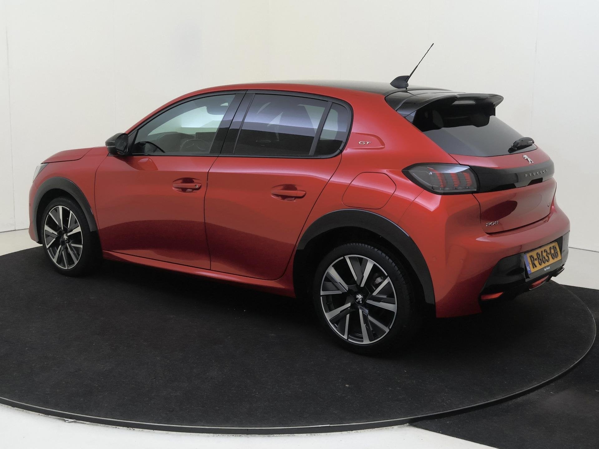 Peugeot 208 1.2 PureTech GT Pack | airco automatisch | Apple, Auto's, 101 pk, Gebruikt, Euro 6, Automatische klimaatregeling