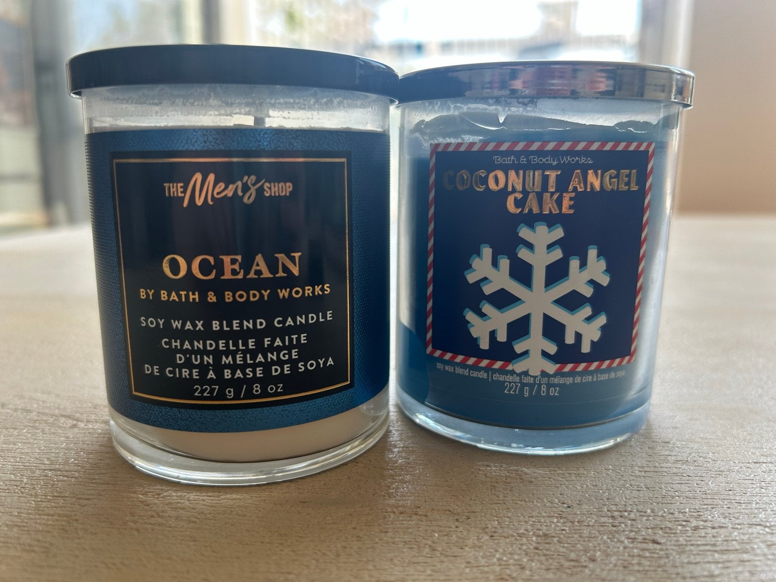 Bath & Body Works Kaarsen - Ocean & Coconut Angel Cake, Overige materialen, Blauw, Ophalen of Verzenden, Zo goed als nieuw