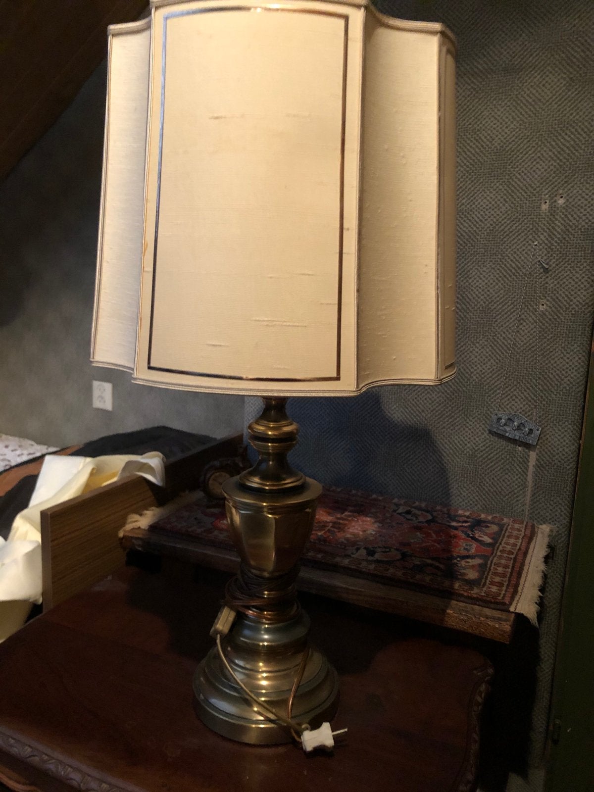 Vintage messing tafellamp met stoffen kap, Antiek en Kunst, Ophalen of Verzenden