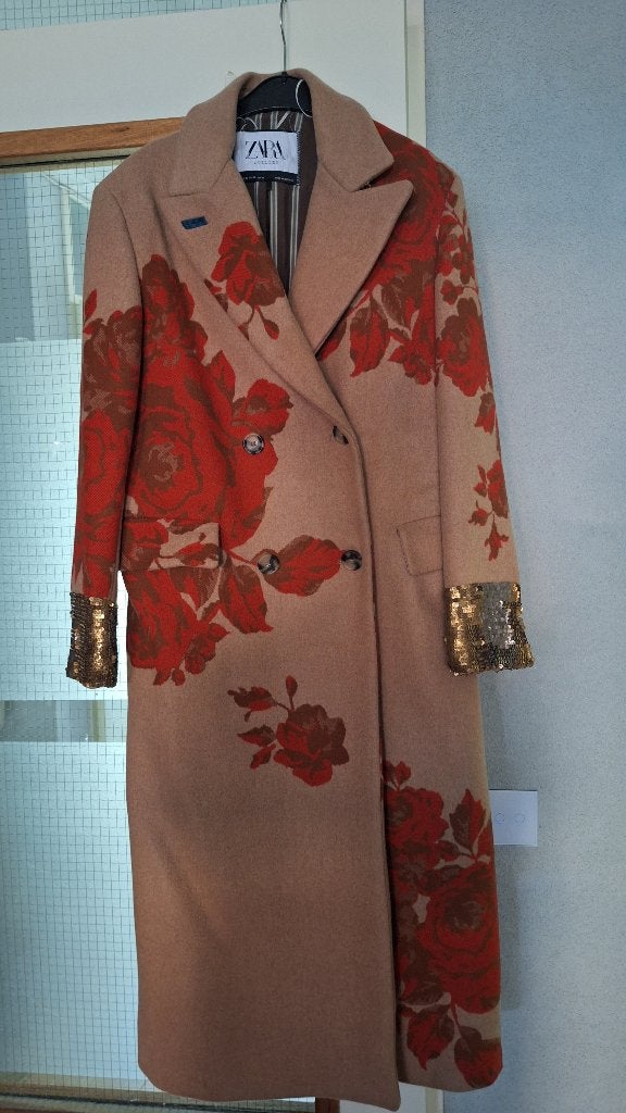 Exclusieve wollen mantel Zara Atelier (exclusieve lijn) XS, Zara Atelier, Beige, Ophalen of Verzenden, Zo goed als nieuw