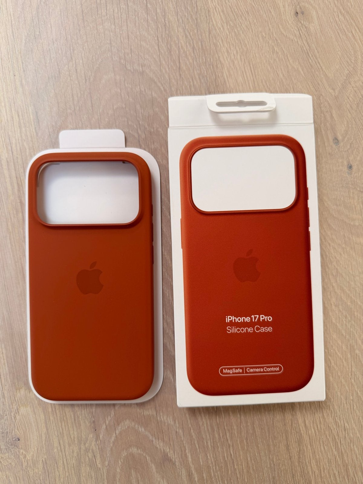 Originele Apple iPhone 17 Pro Silicone Case - Terra Cotta, IPhone 17, MagSafe, Oranje, Nieuw