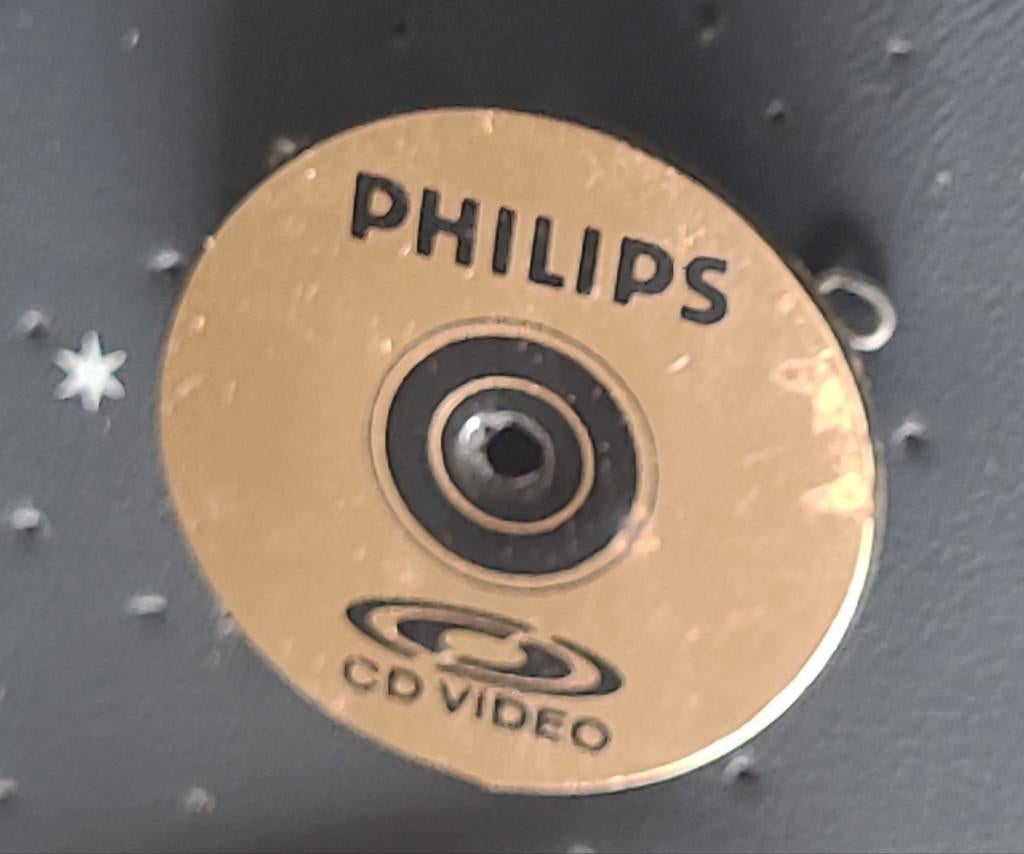 Philips CD Video broche, Verzamelen, Speldjes, Pins en Buttons, Verzenden, Merk