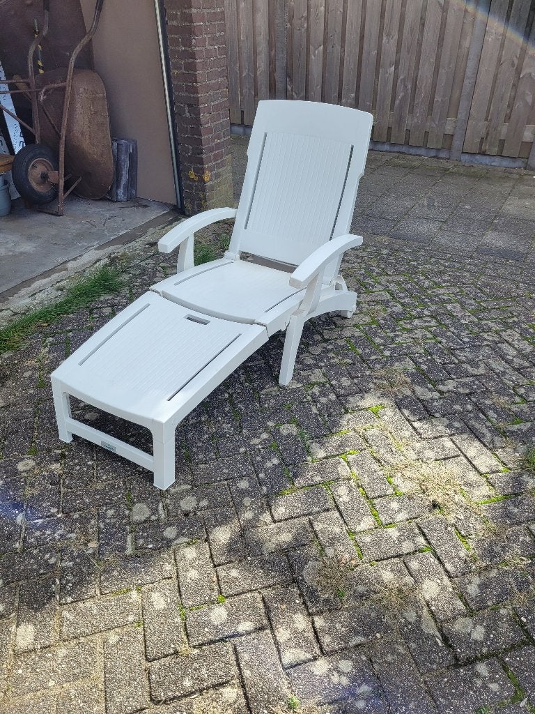 Verstelbare Hartman Ligstoel met kussen, Ophalen of Verzenden, Gebruikt, Kunststof, Inklapbaar