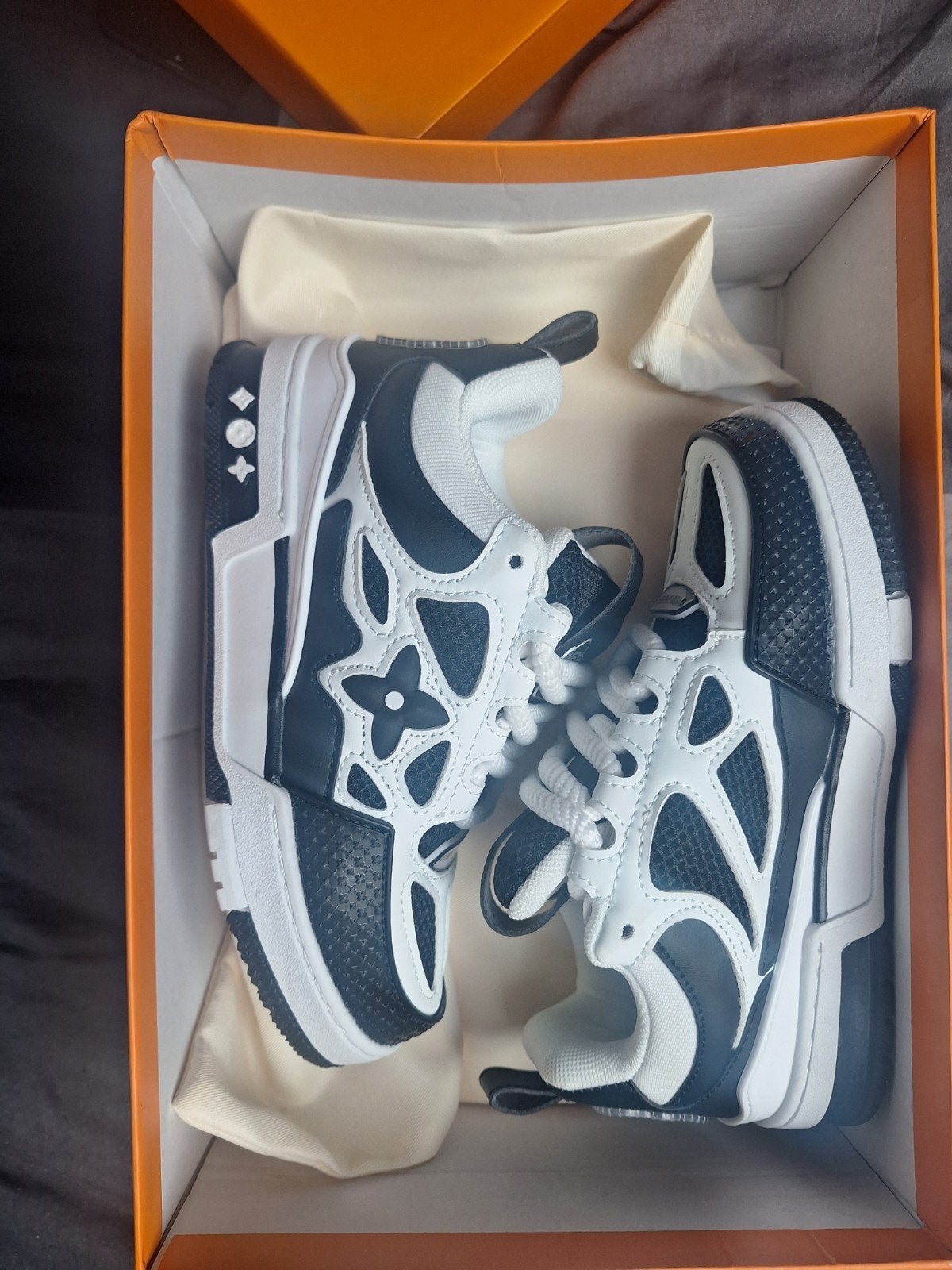 Louis Vuitton LV Runner Tatic Sneakers Zwart/Wit, Kleding | Dames, Zwart, Ophalen of Verzenden, Sneakers of Gympen, Louis Vuitton