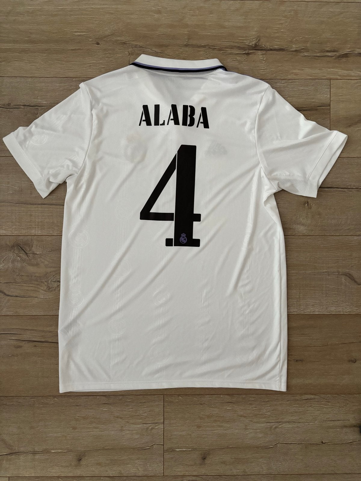 Real Madrid Thuisshirt 2022/2023 Maat L - Zo goed als nieuw, Maat 52/54 (L), Wit, Ophalen of Verzenden, Zo goed als nieuw