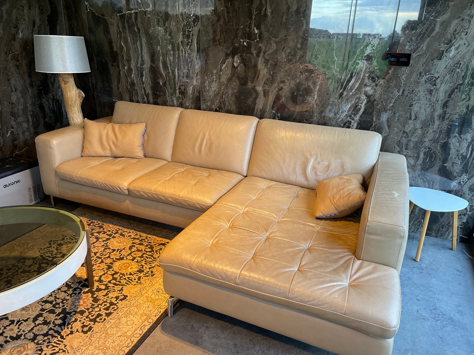 Leren hoekbank Natuzzi Italiaans - beige/taupe, Huis en Inrichting, Banken | Bankstellen, Ophalen, 250 tot 300 cm, Gebruikt, Hoekbank