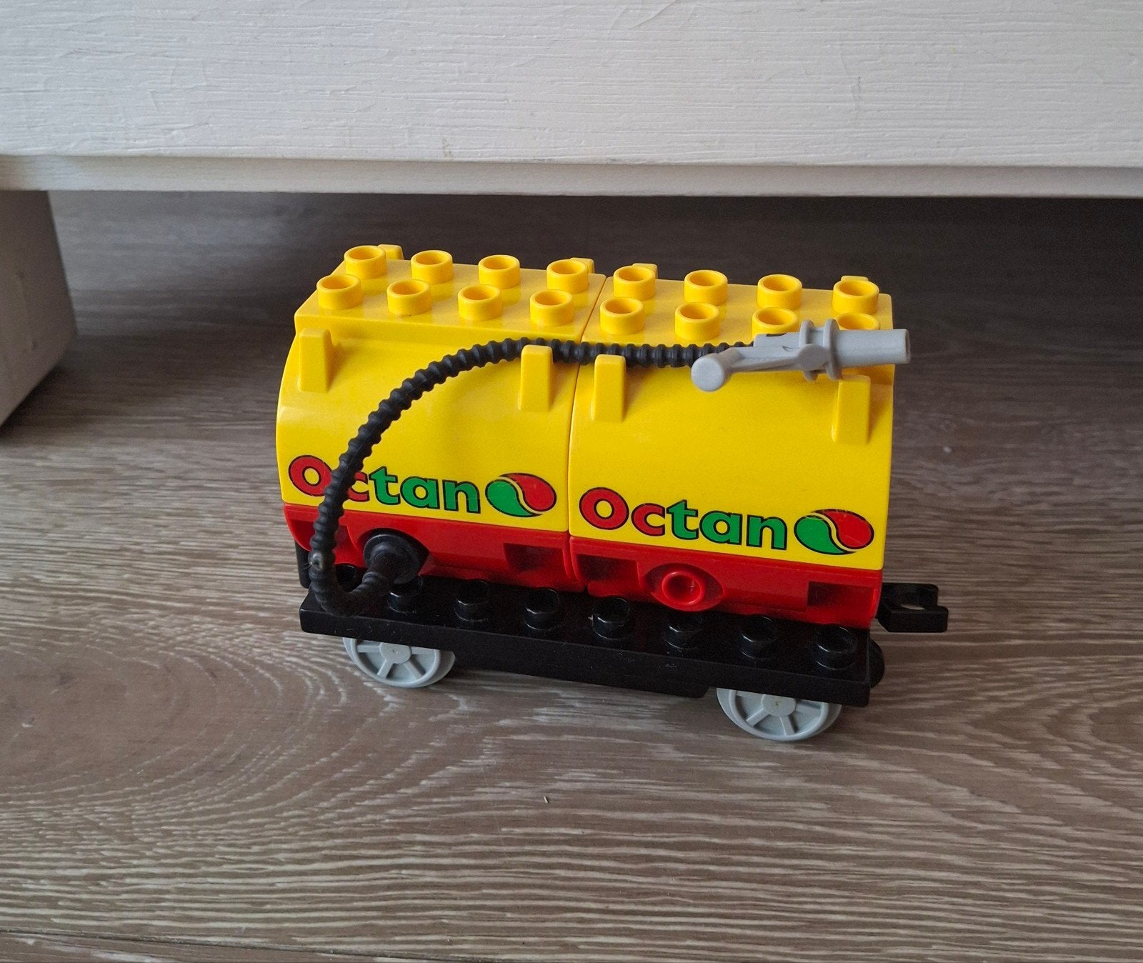 octan tank wagon, Ophalen of Verzenden, Zo goed als nieuw, Duplo