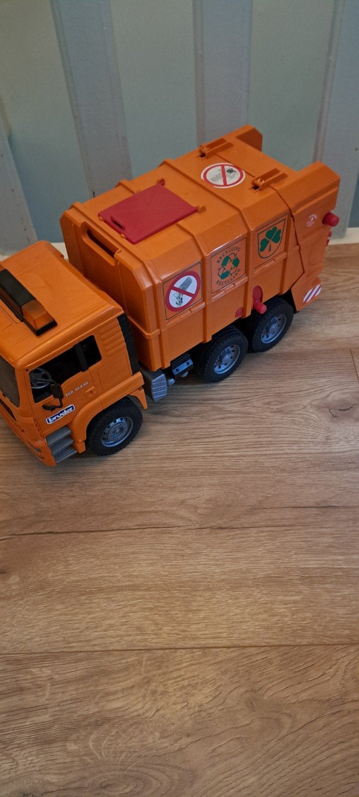 Bruder vuilniswagen met 2 mini kliko's, Ophalen, Gebruikt