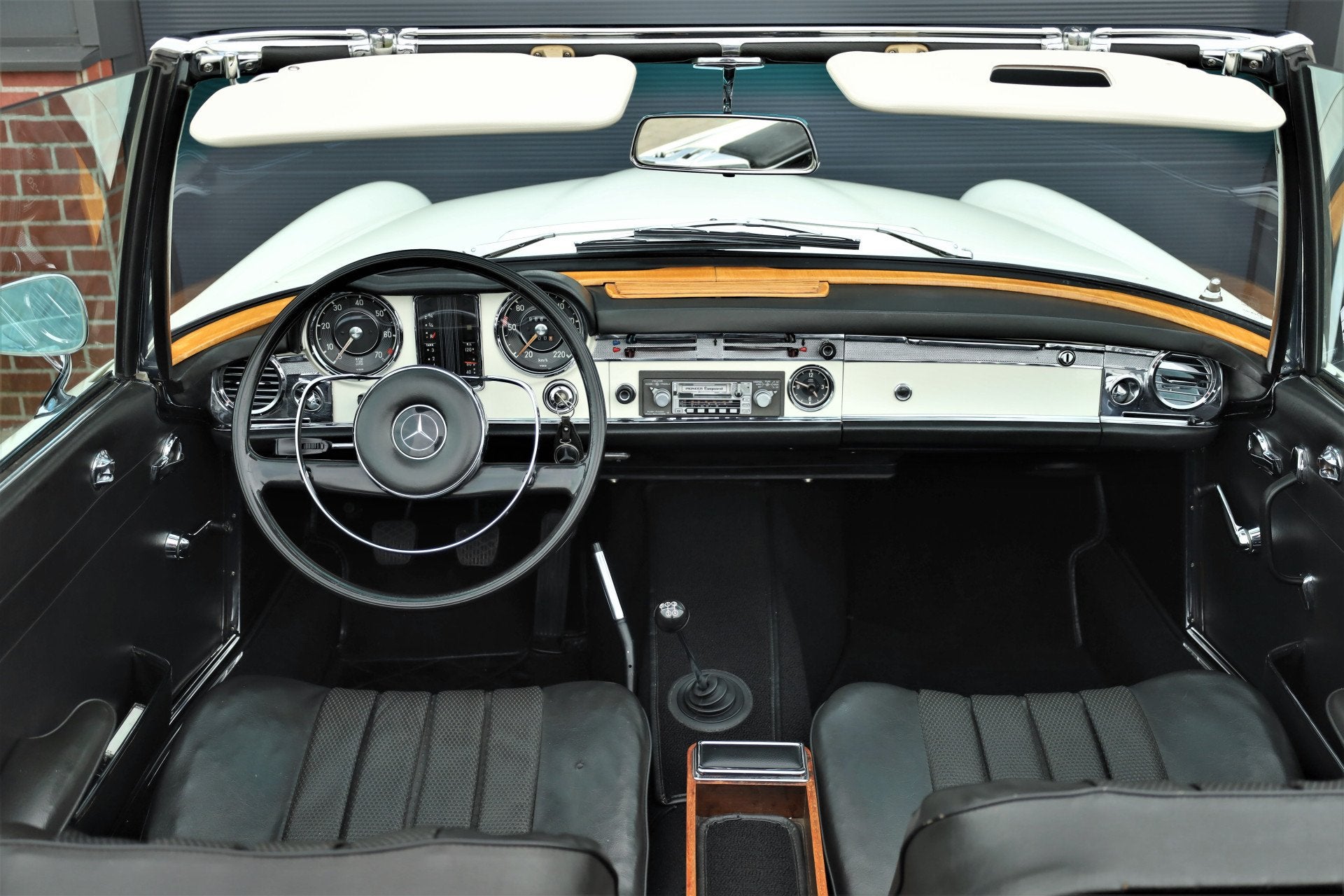 Mercedes-Benz SL-Klasse 230 SL W113 Pagode Gerestaureerd, foto 12
