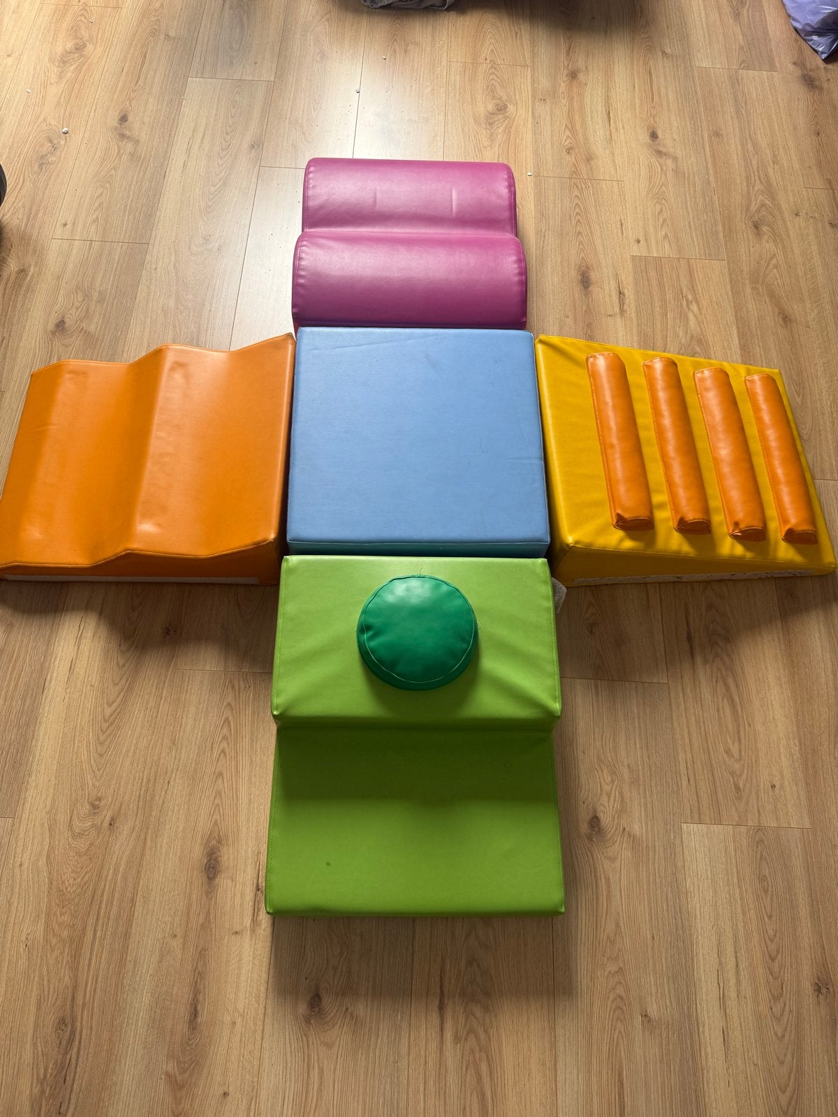 Bambino Soft Play Set - Kleurrijk en Modulair, Kinderen en Baby's, Ophalen, Zo goed als nieuw, Overige typen