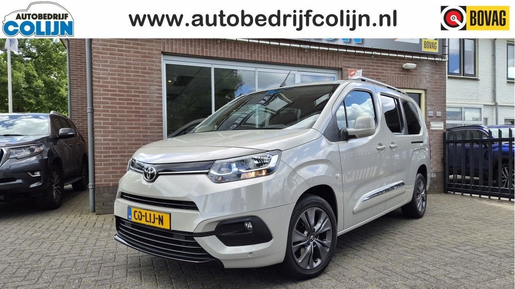 Toyota PROACE CITY Verso 1.2 Turbo Dynamic L2 Long, 7P,, Auto's, Dealer onderhouden, Stof, Gebruikt, 1199 cc