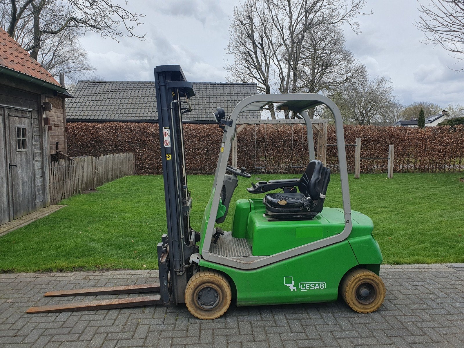 Cesab met triplomast en side shift., 1000 tot 2000 kg, Ophalen, Elektrisch, Heftruck