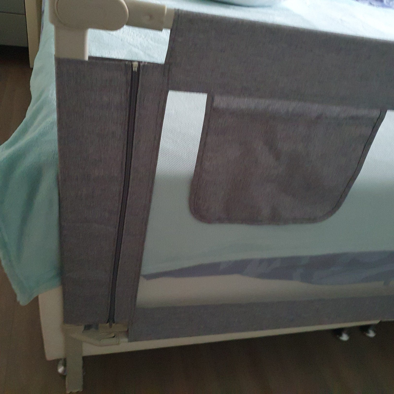 Nieuw bed rek 150cm, Eenpersoons, Ophalen of Verzenden, Bedomrander, Grijs