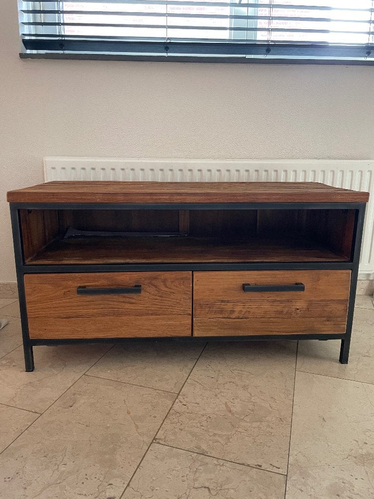 TV-meubel Romario, Ophalen, 100 tot 150 cm, Teakhout, Zo goed als nieuw