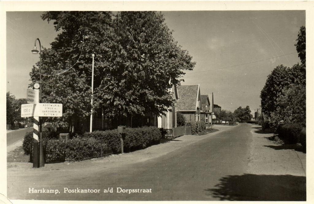 Harskamp, Postkantoor a/d Dorpsstraat - 1957 gelopen, Ophalen of Verzenden, 1940 tot 1960, Gelopen, Gelderland