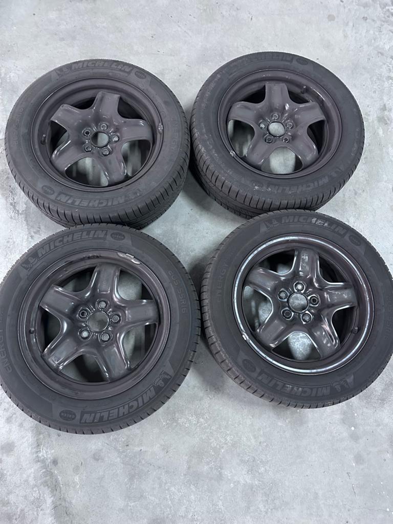 Nette Opel Astra K velgen 16 inch met Michelin zomerbanden, Ophalen, Gebruikt, 16 inch, Banden en Velgen