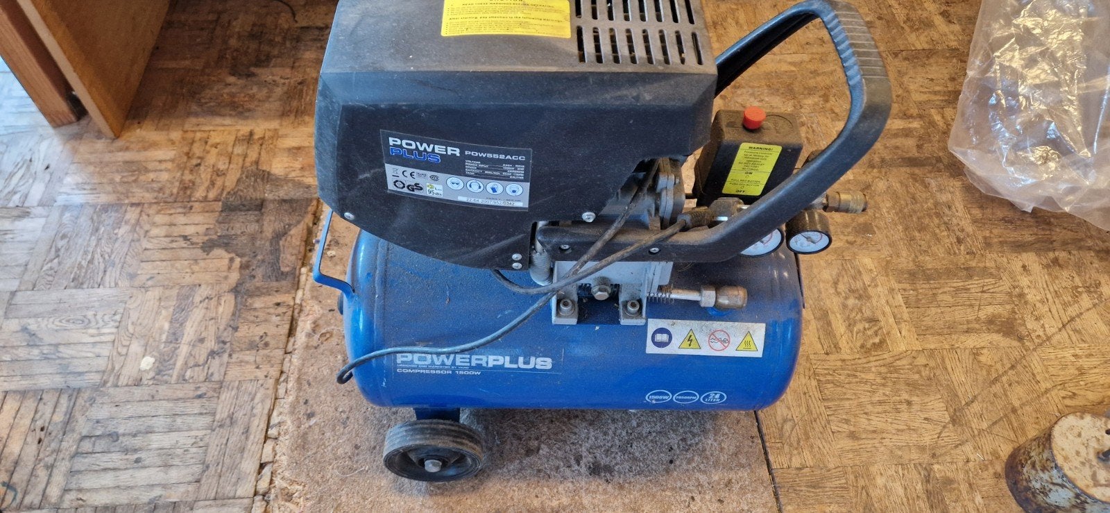 Compressor powerplus 1500w, Ophalen, Minder dan 200 liter/min