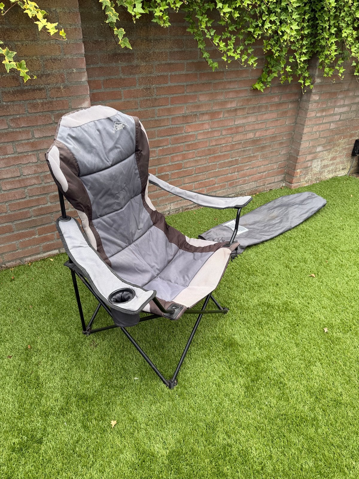 Base camp camping stoel., Ophalen, Gebruikt, Campingmeubel-accessoire