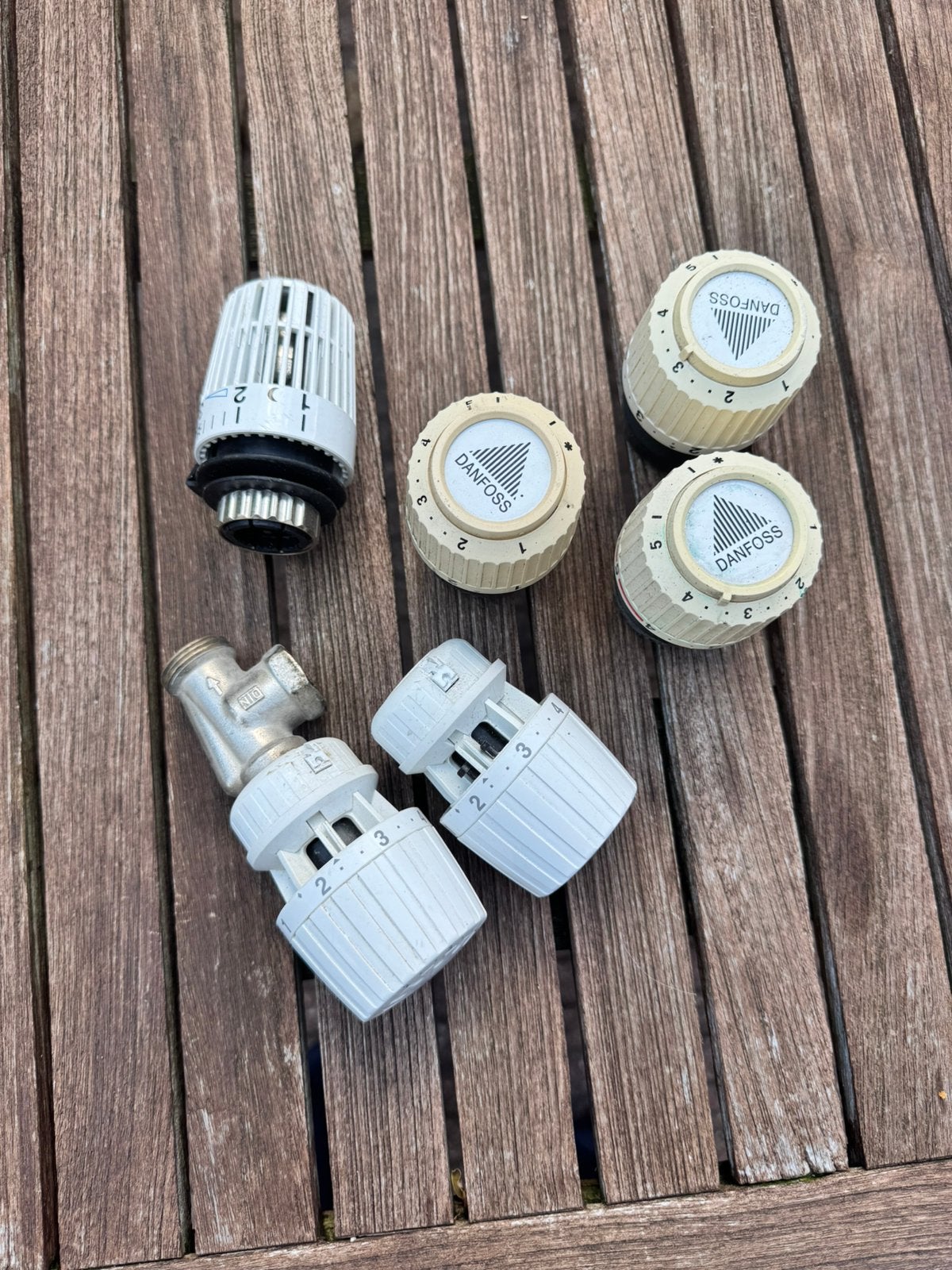 Thermostaatknoppen voor radiator, Doe-het-zelf en Verbouw, Verwarming en Radiatoren, Ophalen, Gebruikt