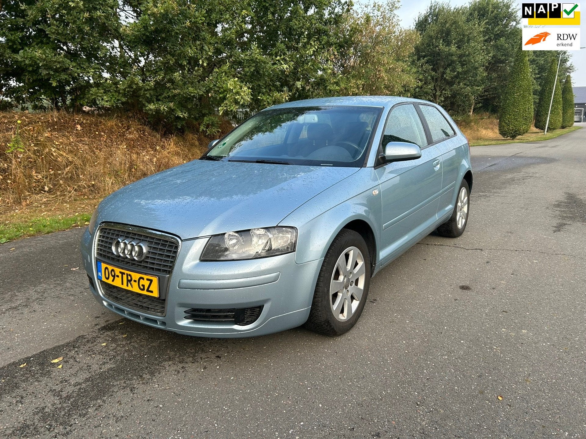 Audi A3 1.6 Ambiente, Gebruikt, 4 cilinders, Blauw, Electronic Stability Program (ESP)