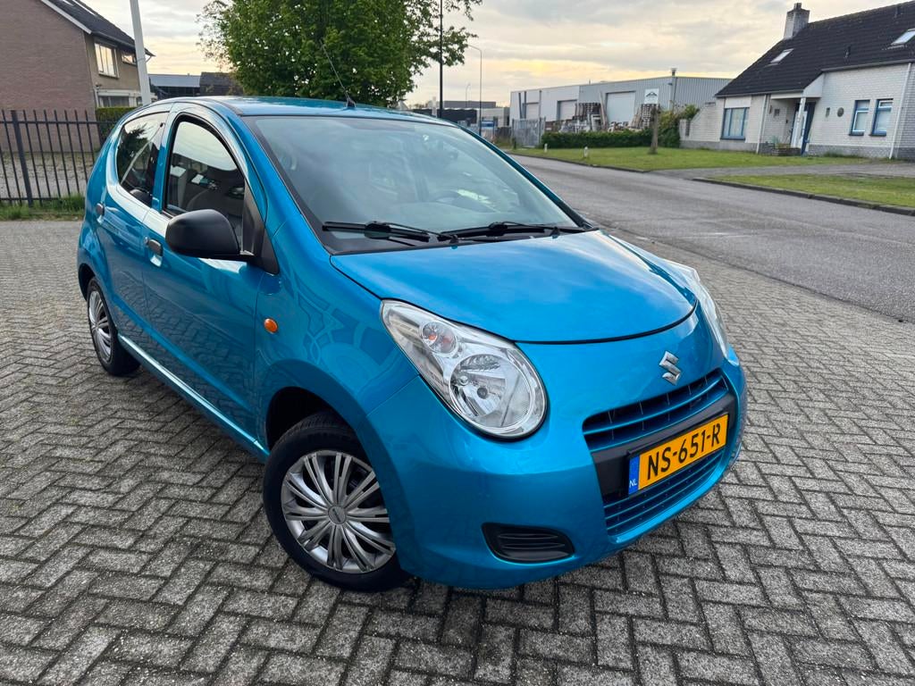 Suzuki Alto 1.0 Base Nieuwe koppeling, Nieuwe APK, Auto's, Suzuki, Voorwielaandrijving, Euro 5, Gebruikt, 200 kg