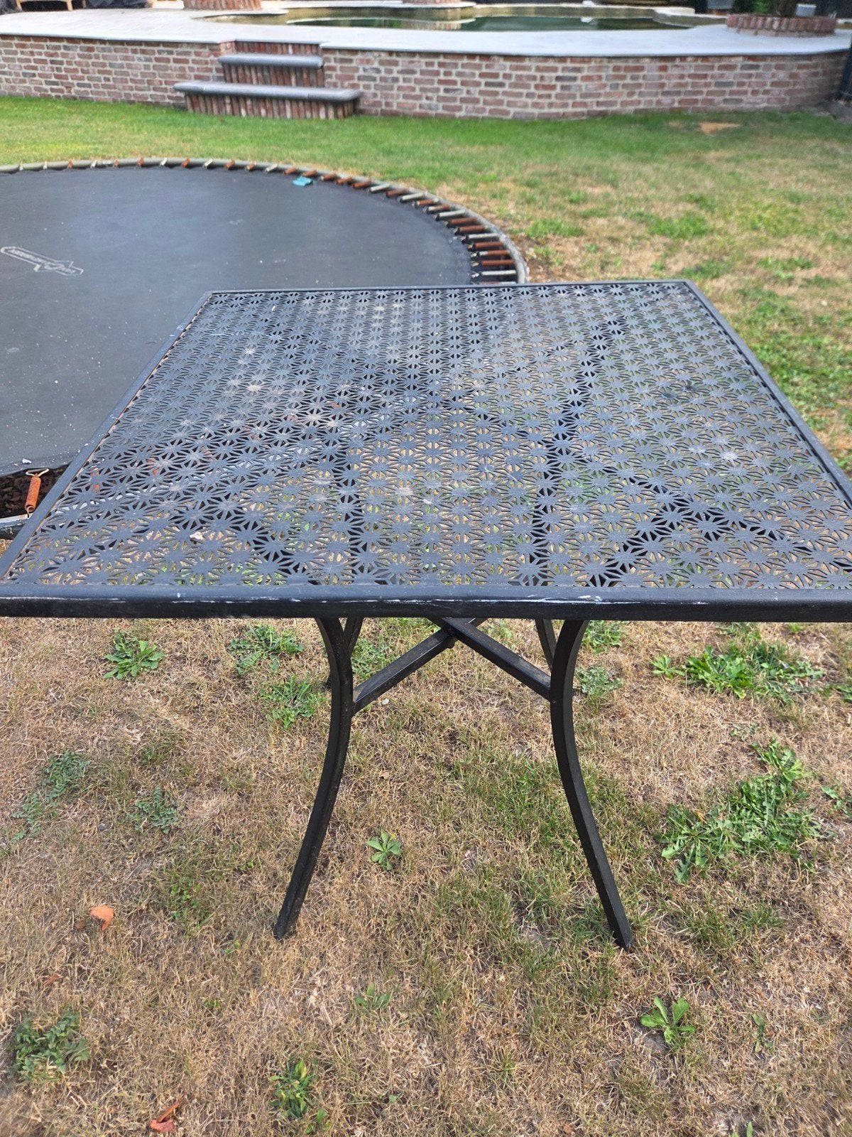 Klein metalen tafeltje, Tuin en Terras, Ophalen, Rond, Metaal