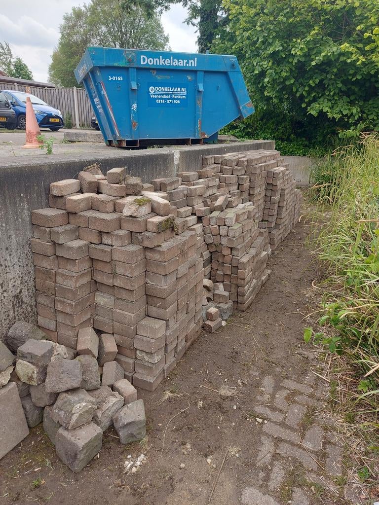 Gratis op te halen: Gebruikte betonklinkers, Ophalen of Verzenden, Gebruikt, Beton