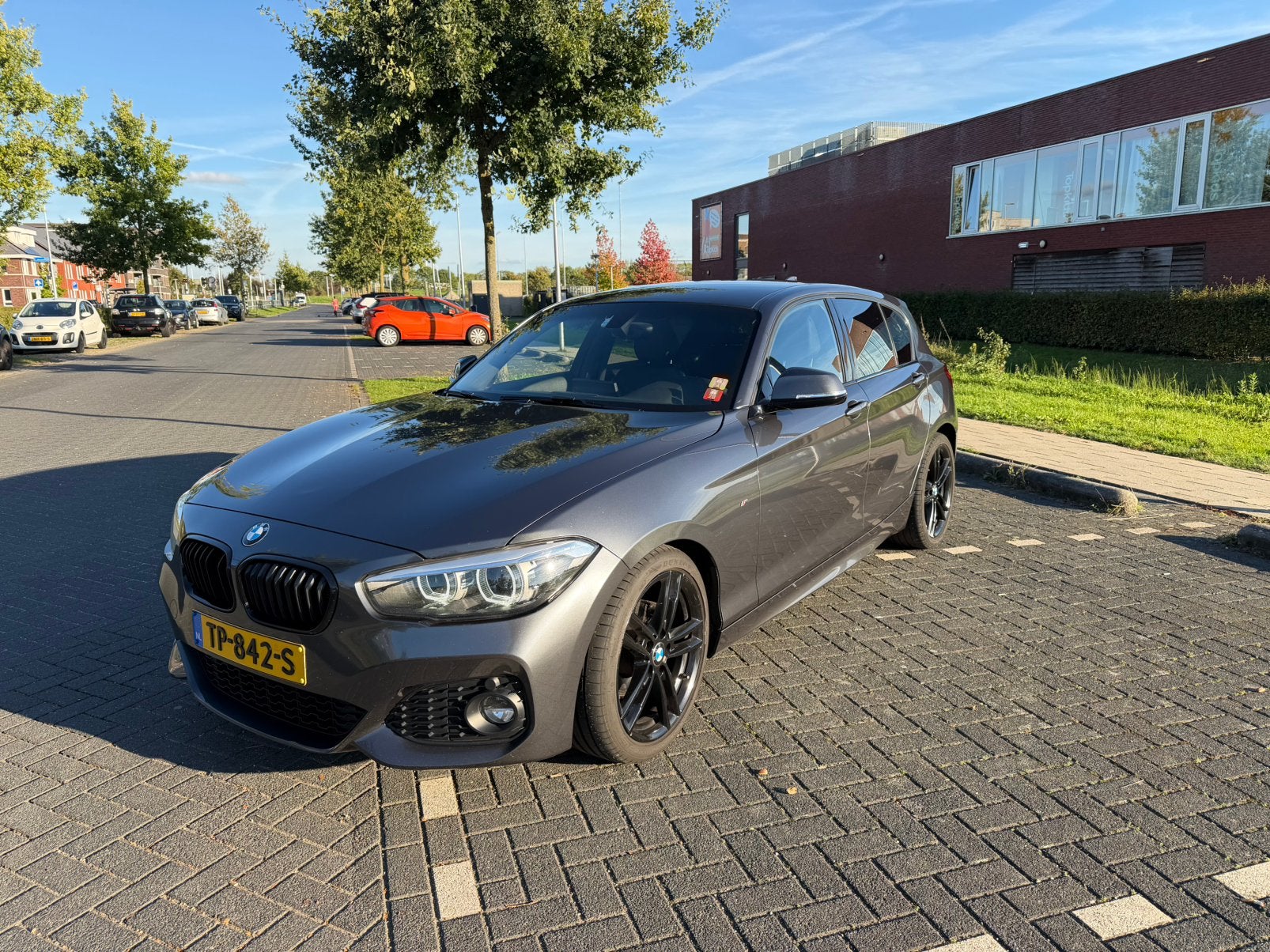 Bmw 1 serie 118, Auto's, Achterwielaandrijving, Zwart, 1199 cc, 1064 kg