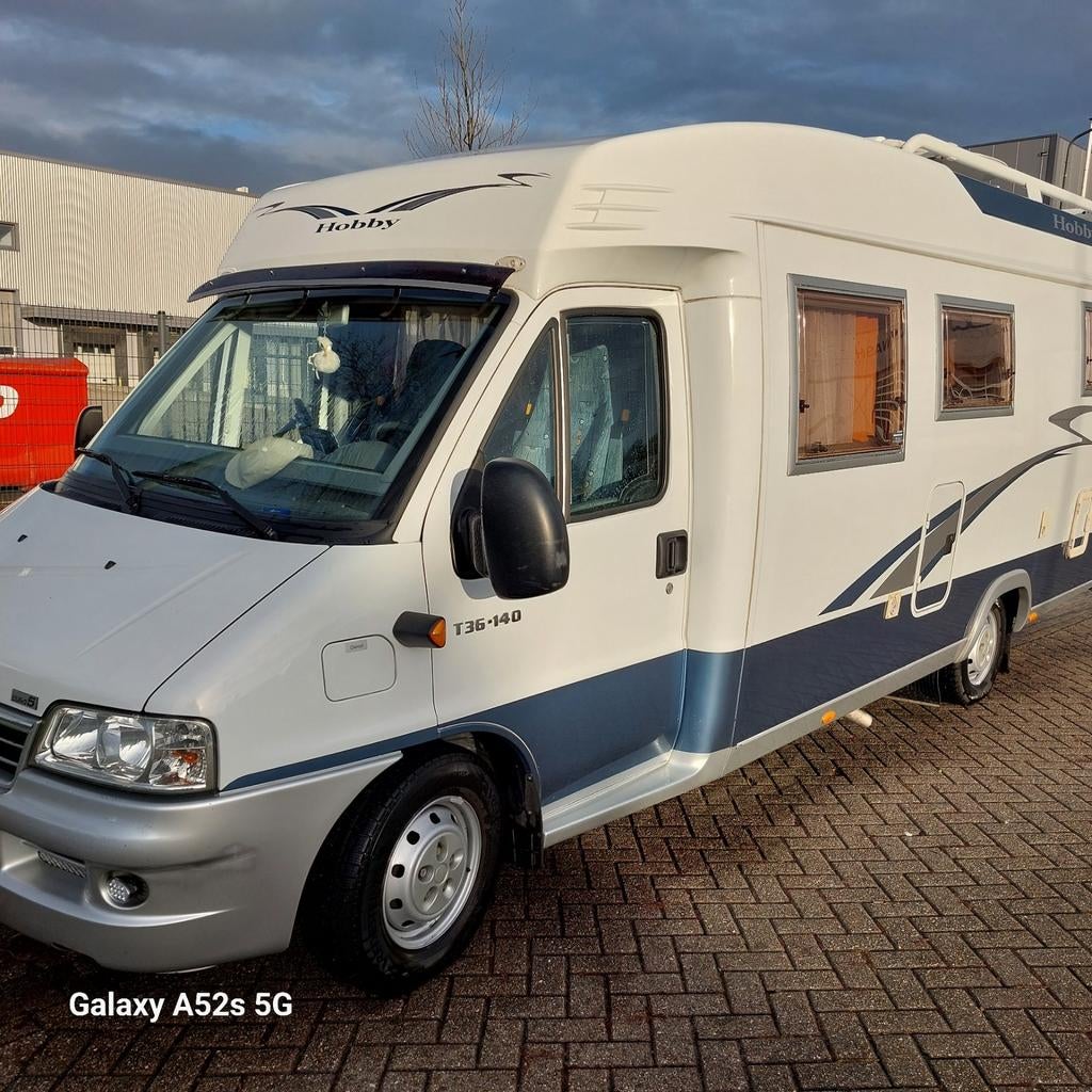 Camper Hobby 600  ,  top merk, Caravans en Kamperen, Campers, Kluisje, Ringverwarming, Hobby, 6 tot 7 meter