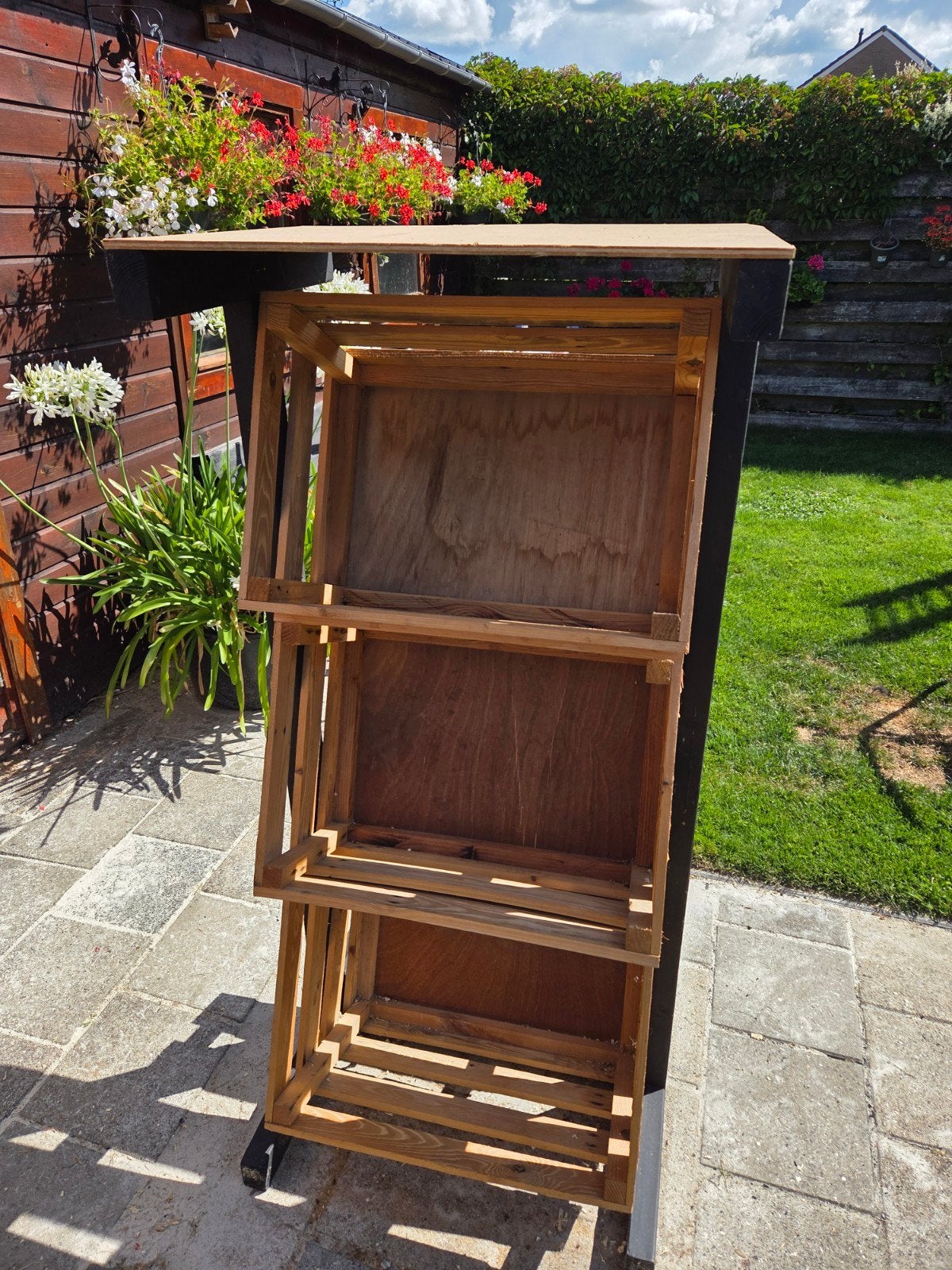 Handgemaakte houten stellingkast - uniek design, Ophalen, Gebruikt