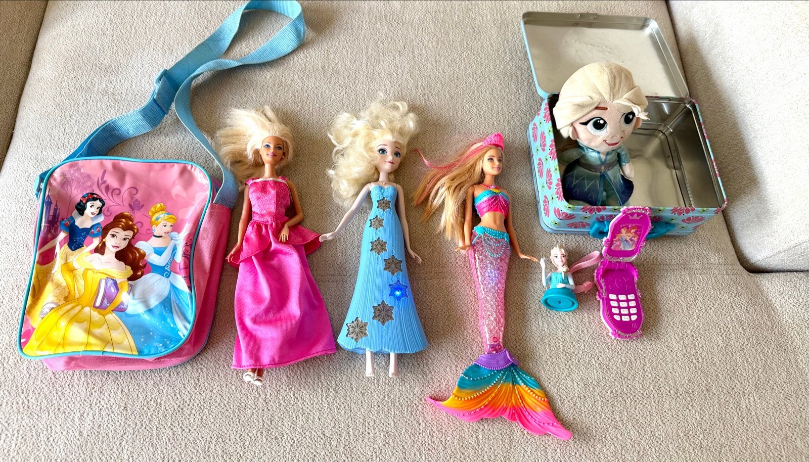 Poppen en accessoires: Barbie, Elsa, zeemeermin, tas, etc., Ophalen of Verzenden, Gebruikt, Barbie