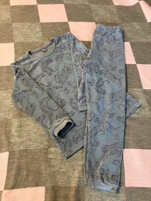 Wibra pyjama maat 128/134 blauw comfortabel, Kinderen en Baby's, Kinderkleding | Maat 128, Nacht- of Onderkleding, Gebruikt, Ophalen of Verzenden