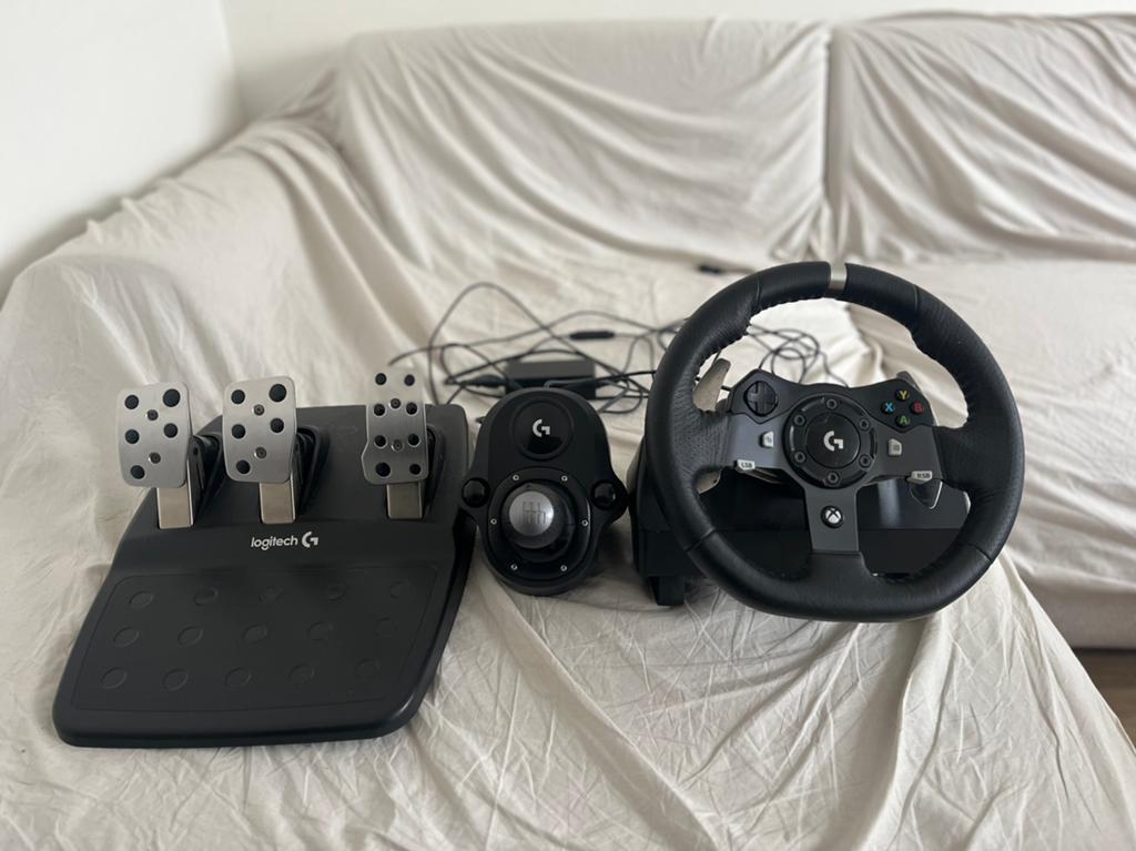 Logitech stuur met schakelaar G920 PC/xbox, Spelcomputers en Games, Ophalen of Verzenden, Zo goed als nieuw, Racestuur